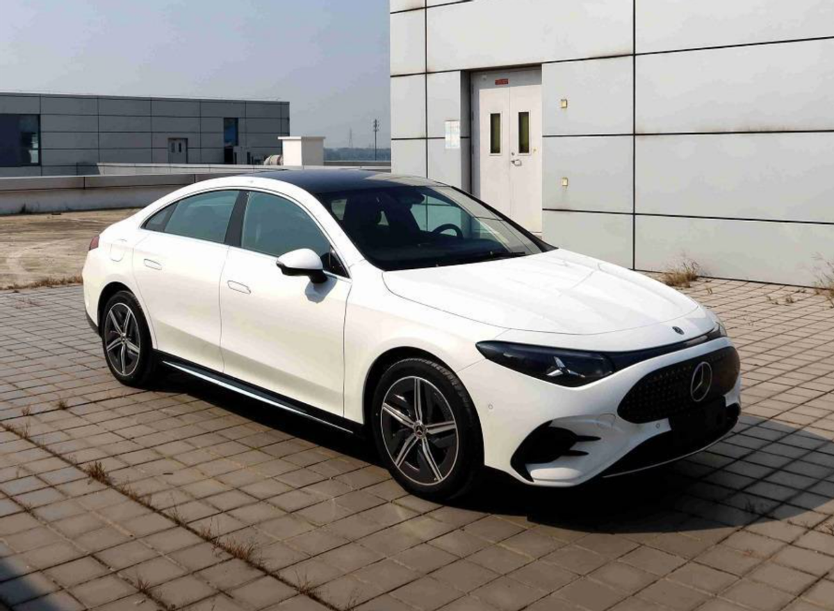 ABUIABAEGAAguYqWswYohNPn4wMwpgY4vwM